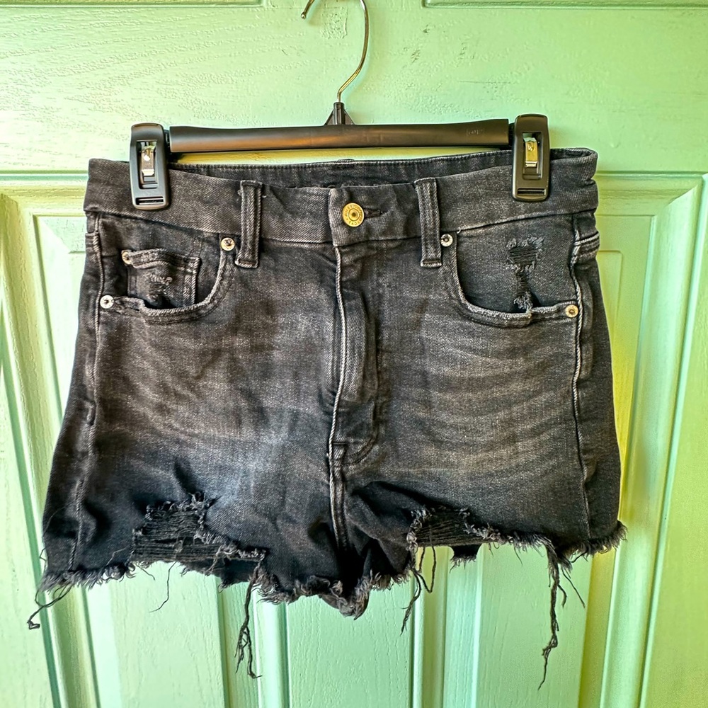 Curvy Black Ripped Shorts American Eagle